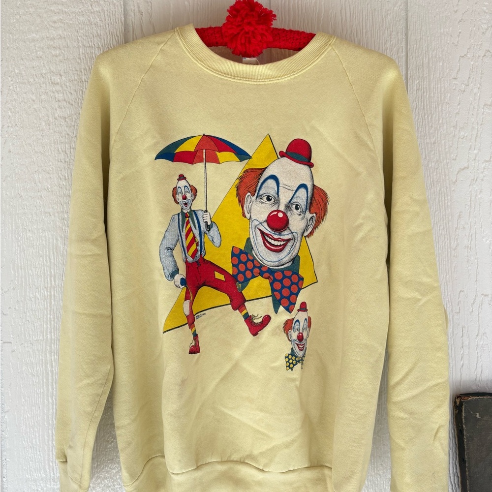 Yellow Rare Clown Graphic 90s Sweater Large - Picture 4 of 6